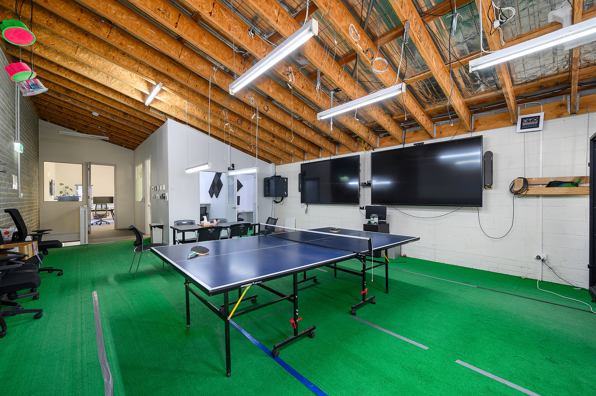 171009305 1761878370 66797 budd 1 08