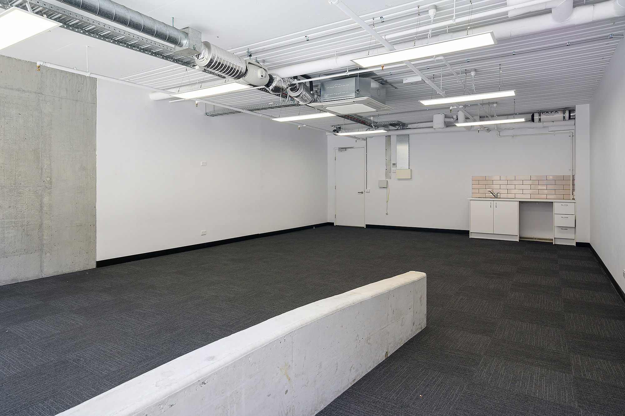 171031501 1761881171 73818 little oxford 67 6 02