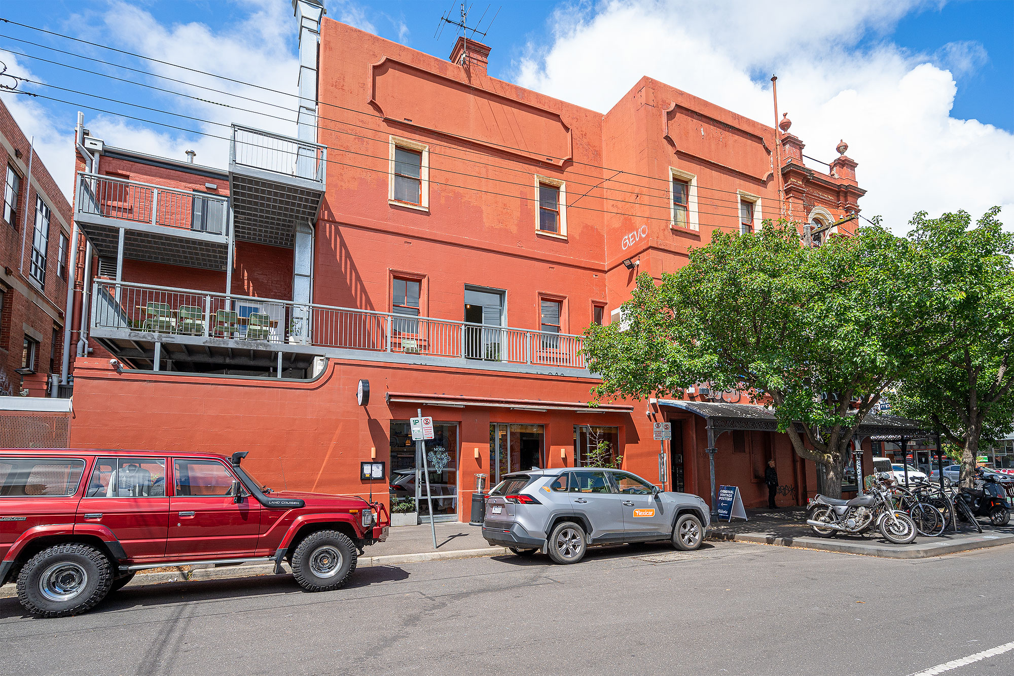 176795277 1764121618 61635 brunswick 274 01