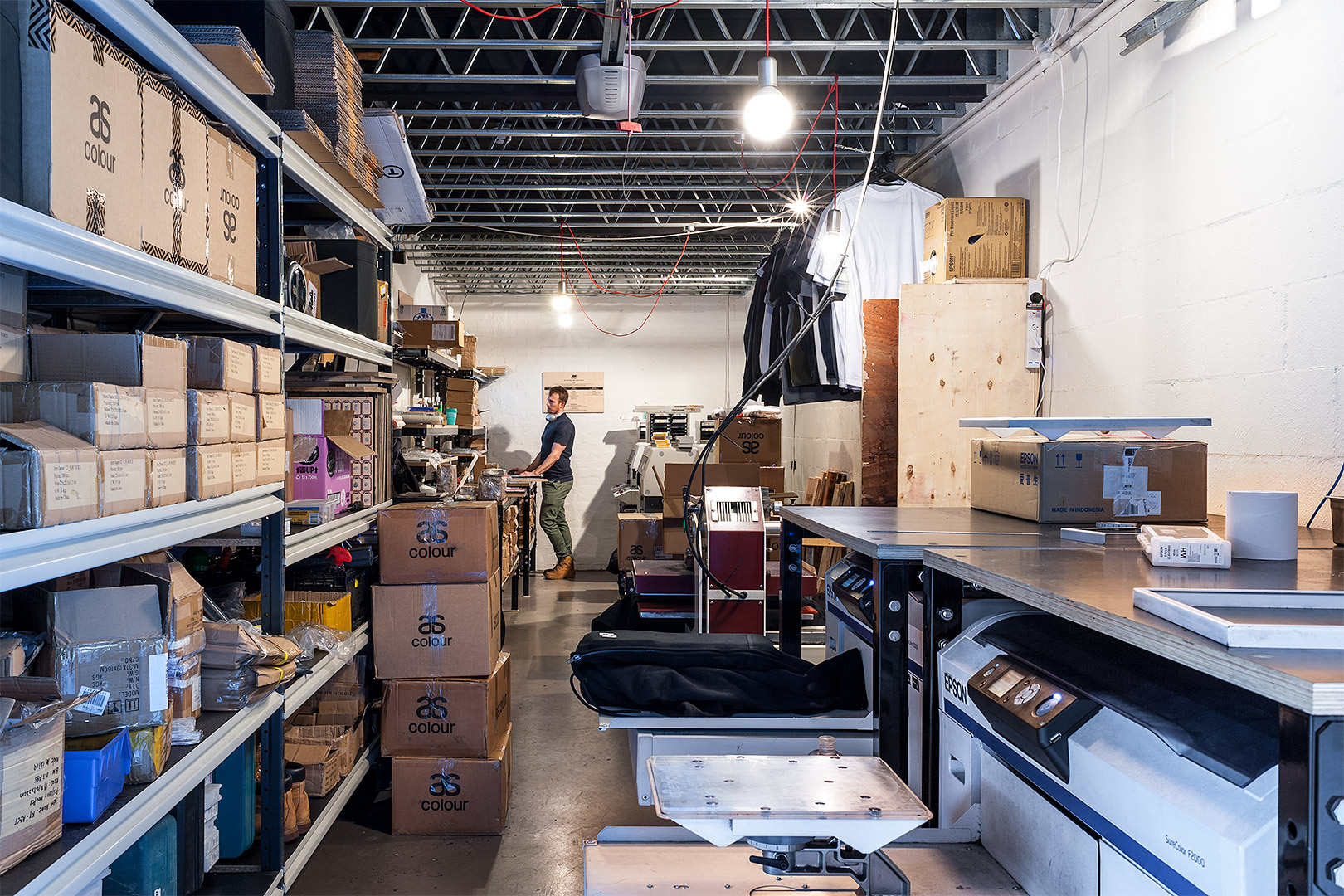 177281808 1764302891 67015 down 28 07