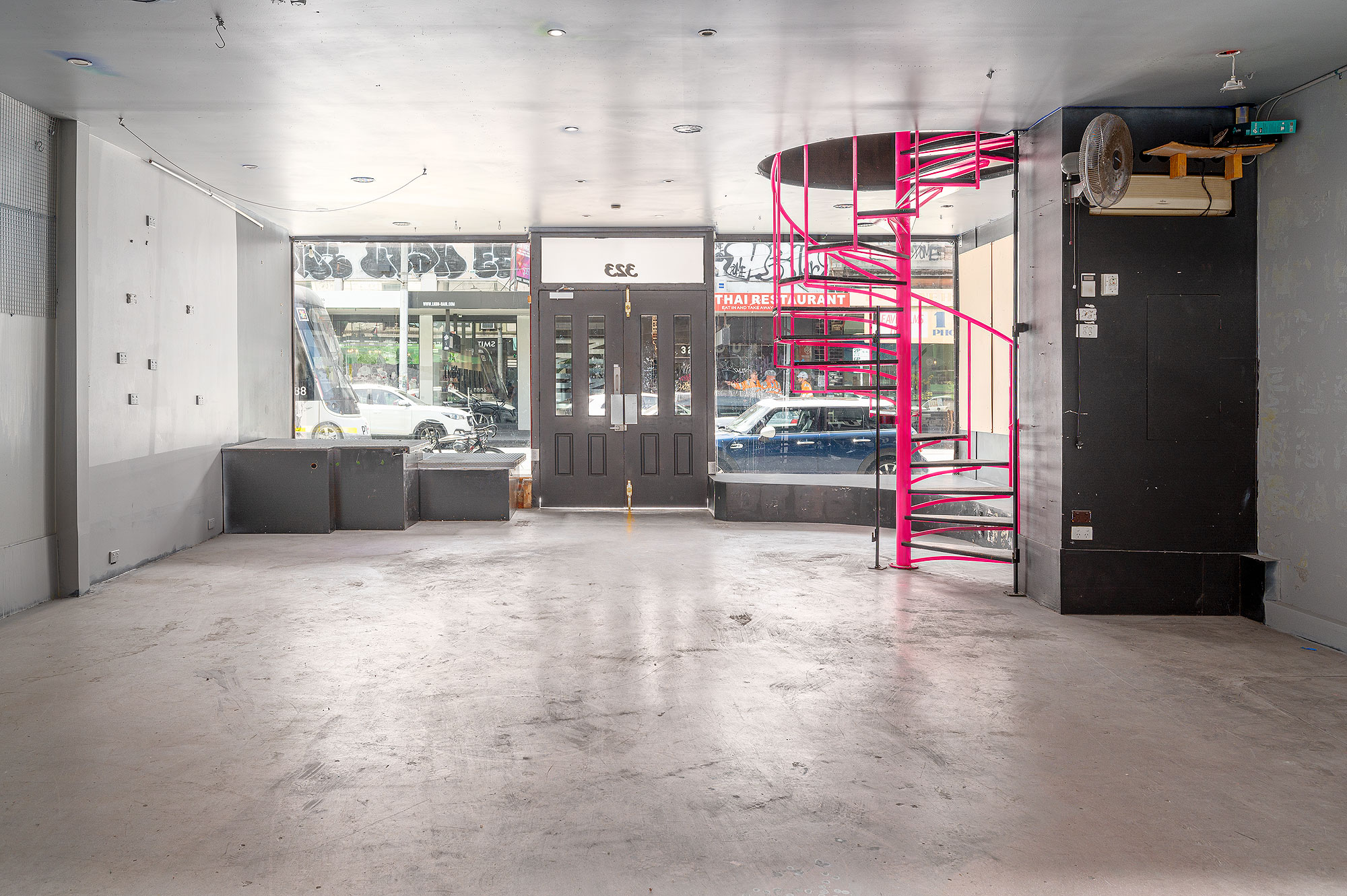 179782593 1765519432 82122 smith 323 04