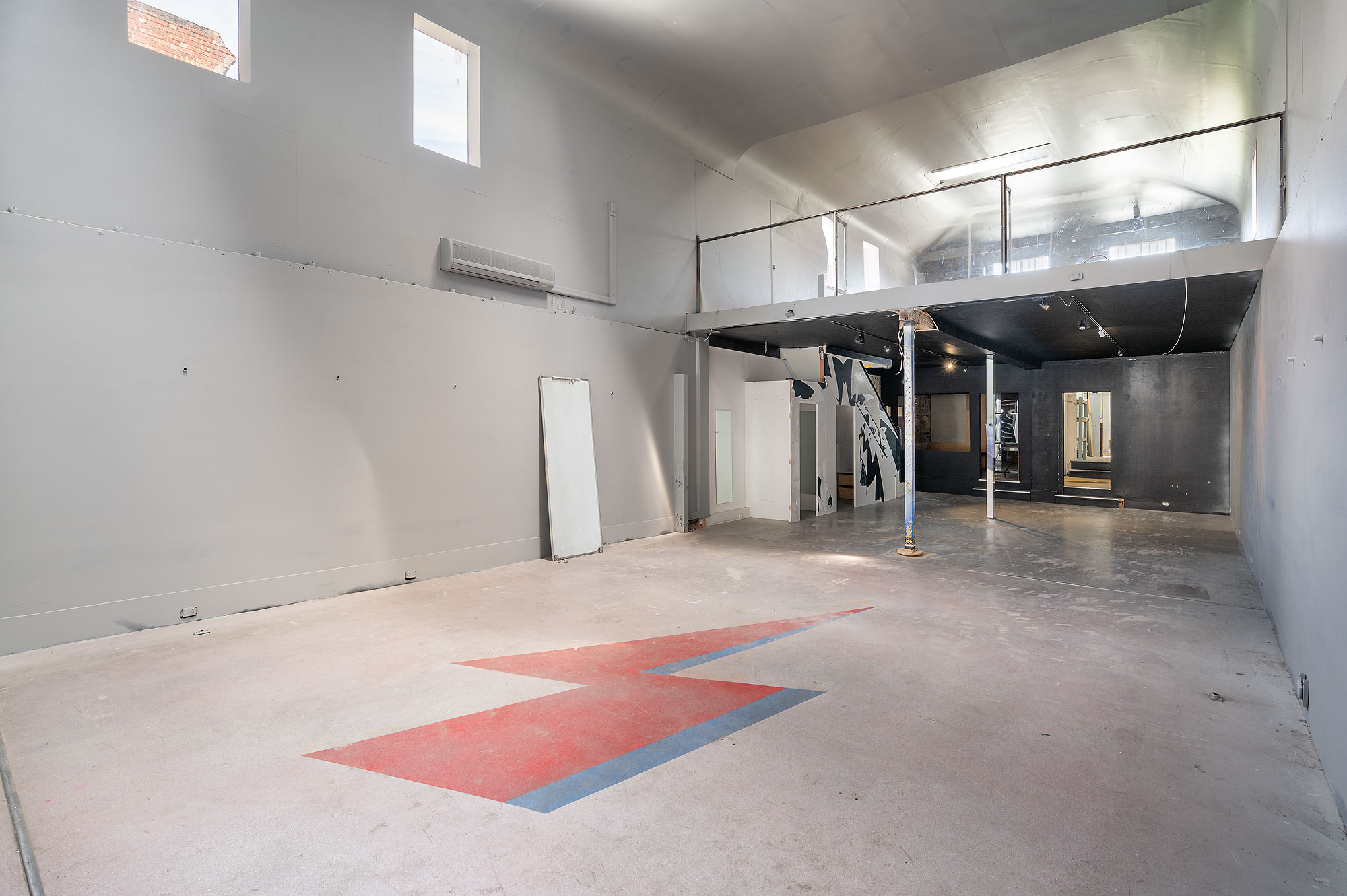 179782597 1765519435 94948 smith 323 06