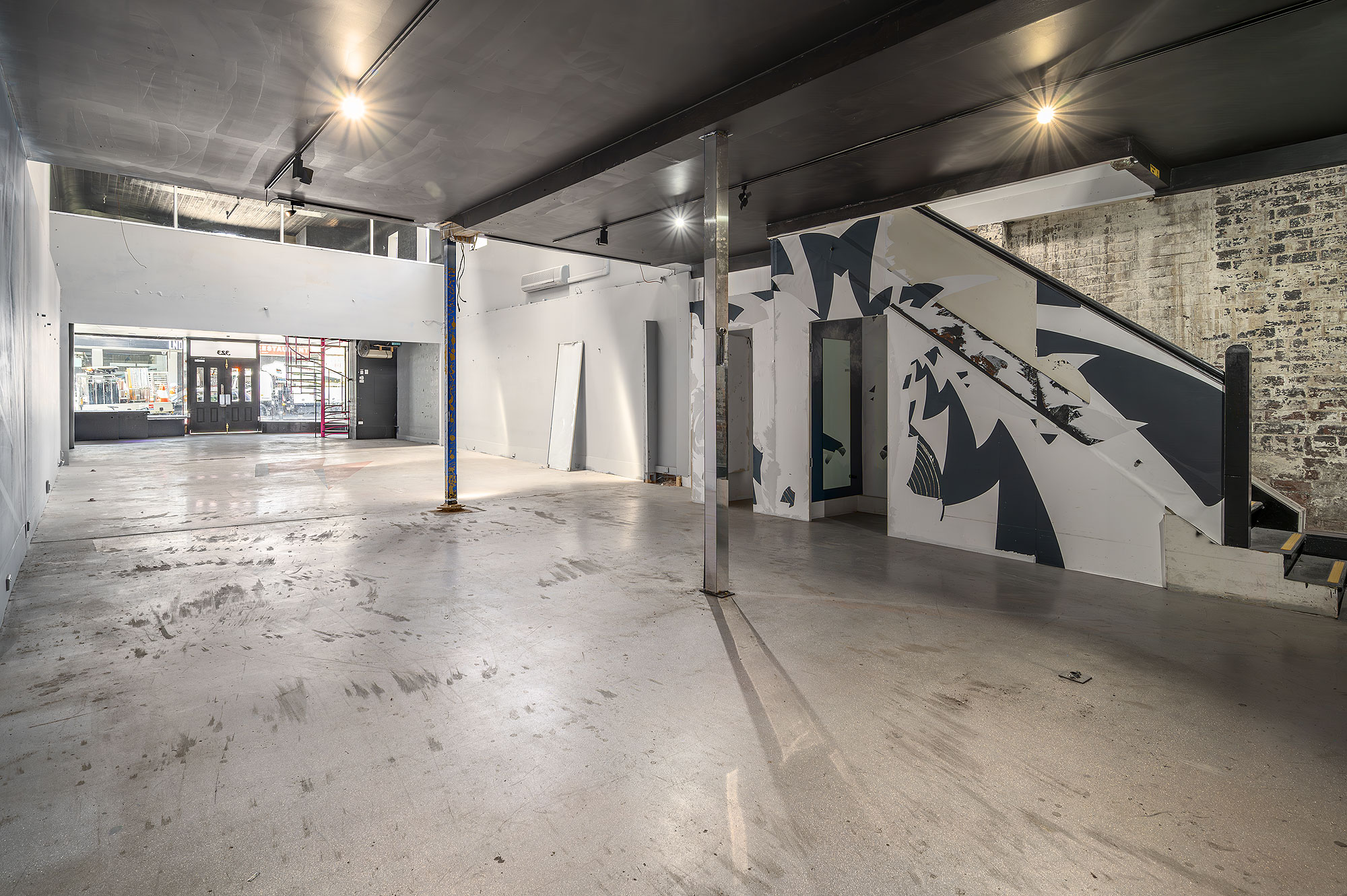 179782600 1765519438 94939 smith 323 08