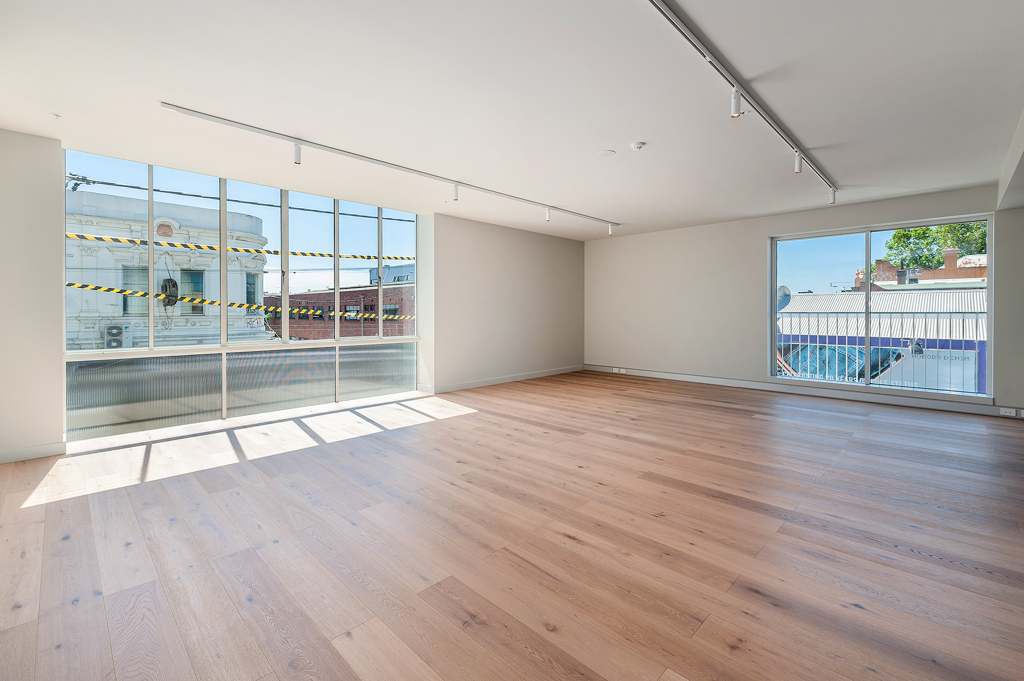 182514266 1768395937 137145 brunswick 390 104 01