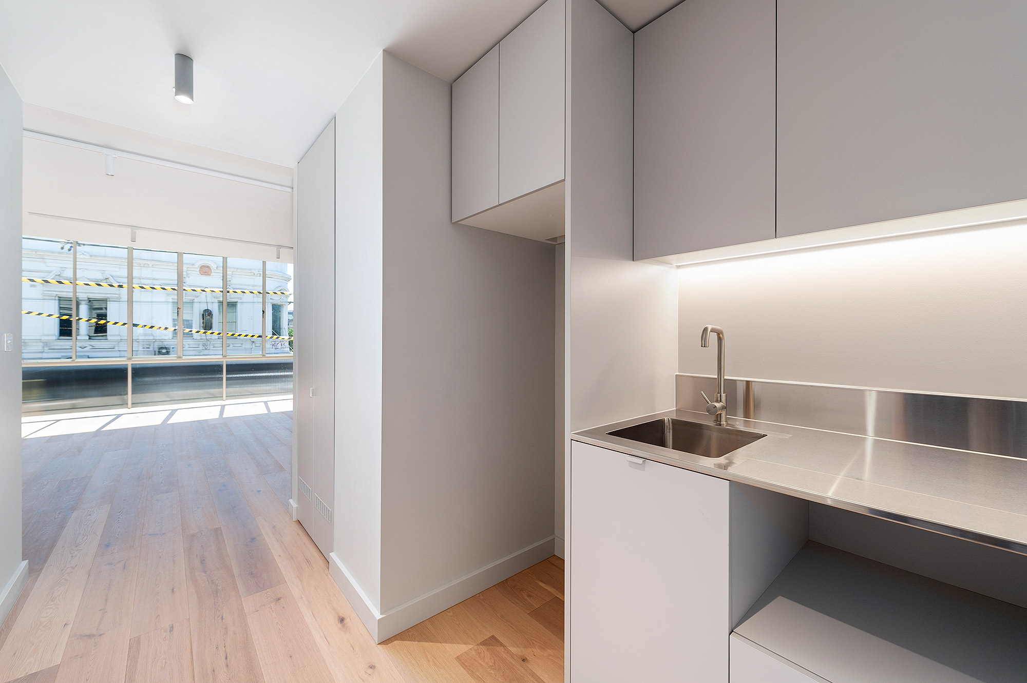 182514268 1768395940 137097 brunswick 390 104 03