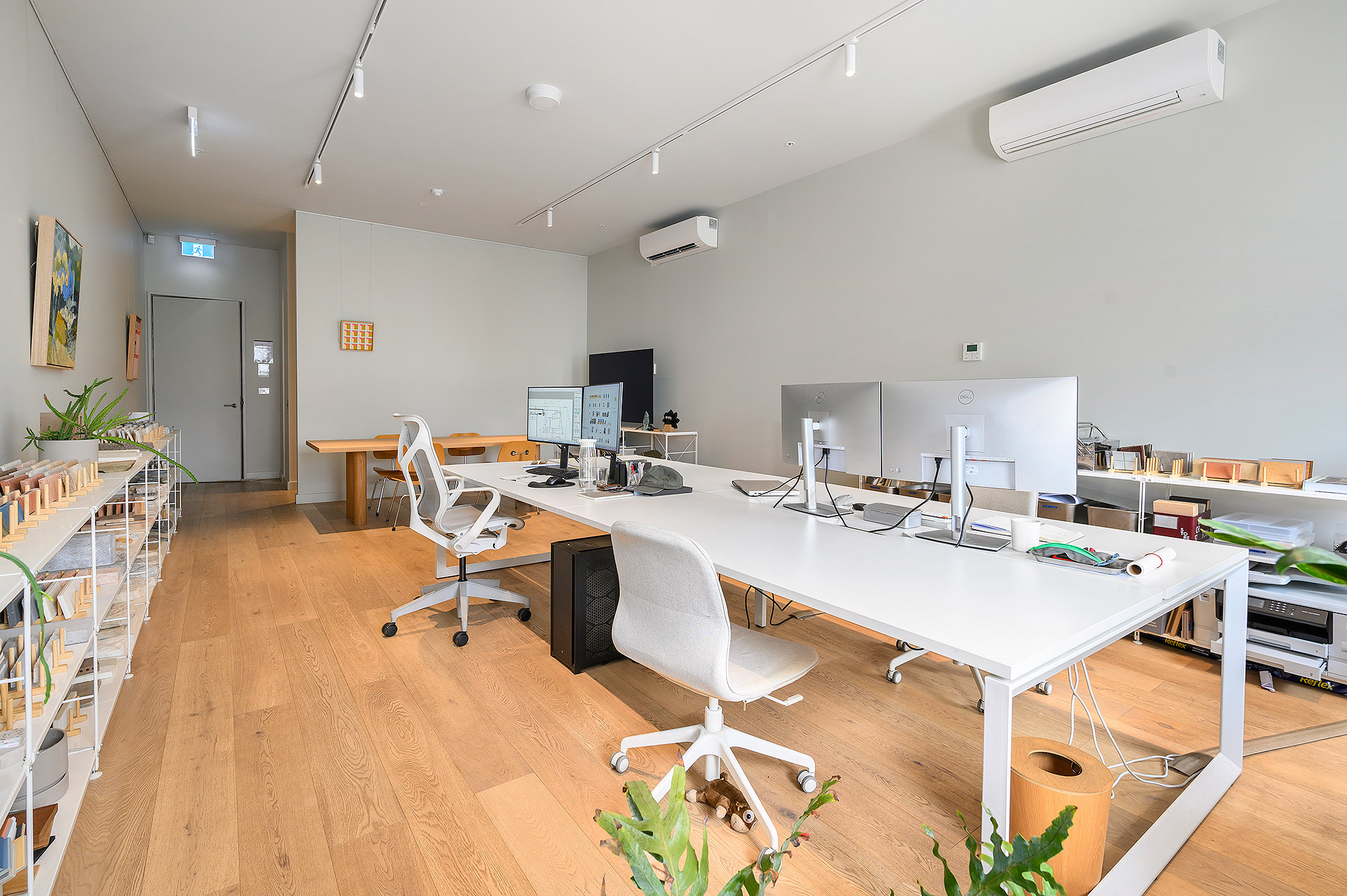 183360960 1768883513 269799 leicester 98 105 05