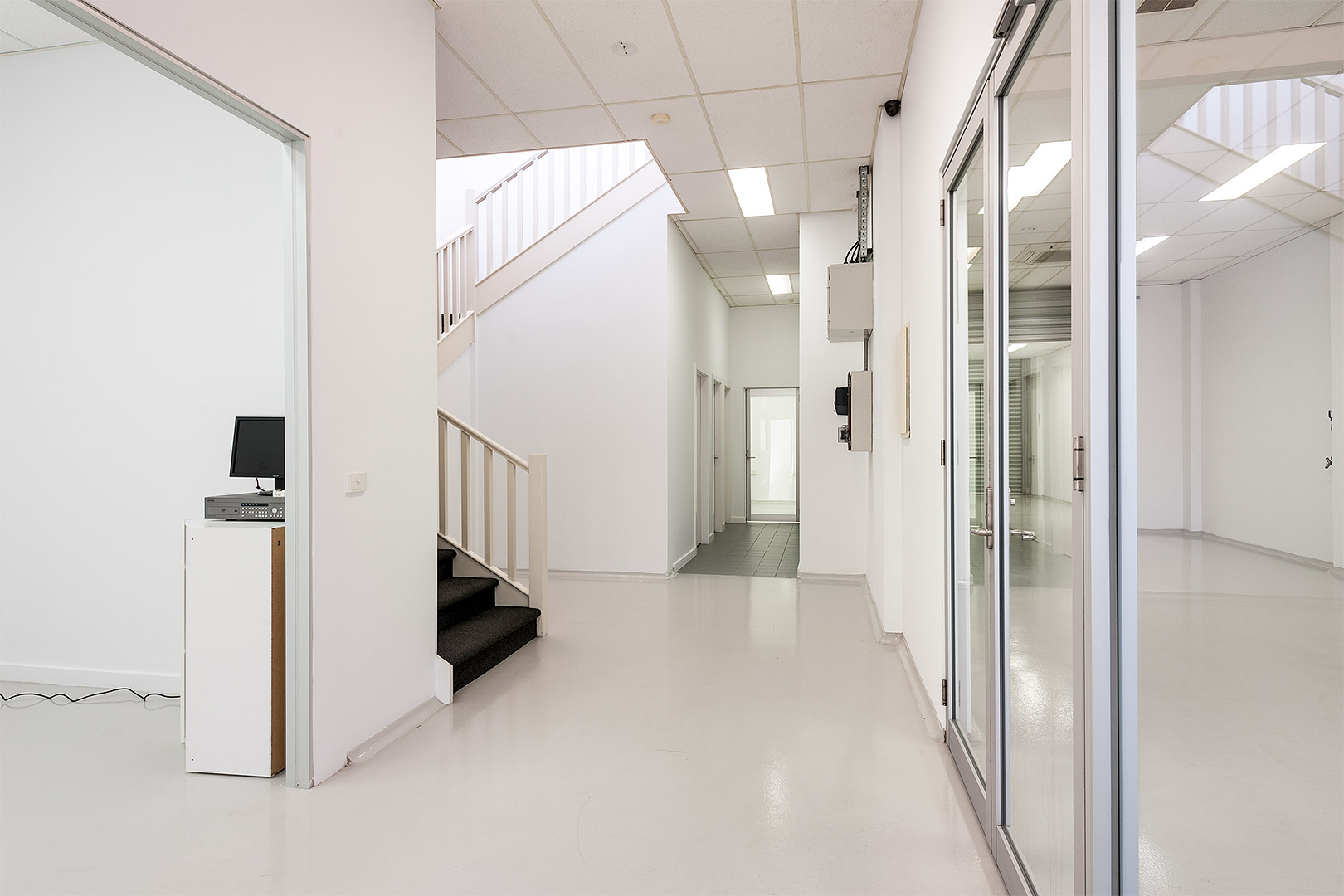 187095043 1771139347 73887 down 55 02