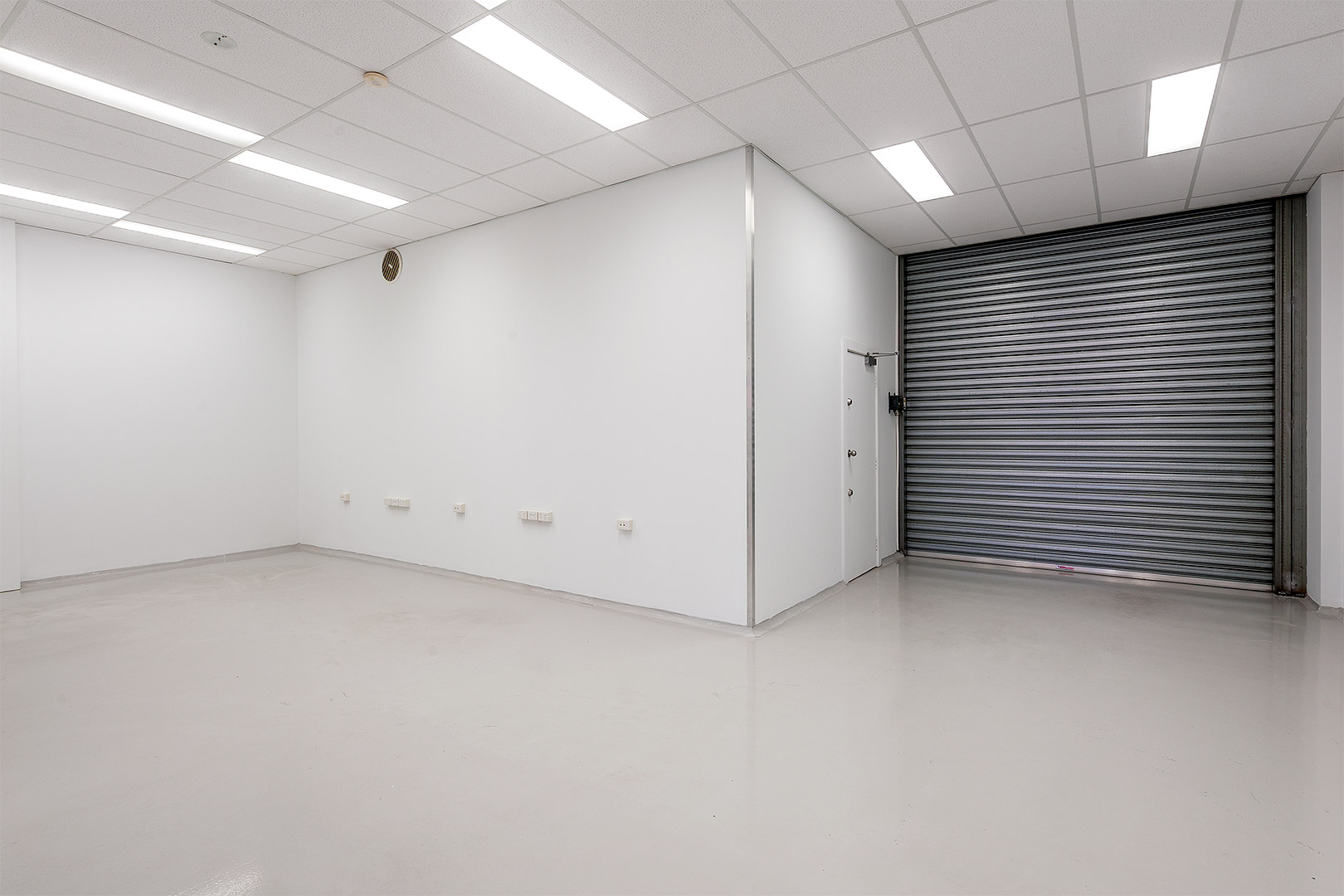 187095046 1771139352 190266 down 55 05